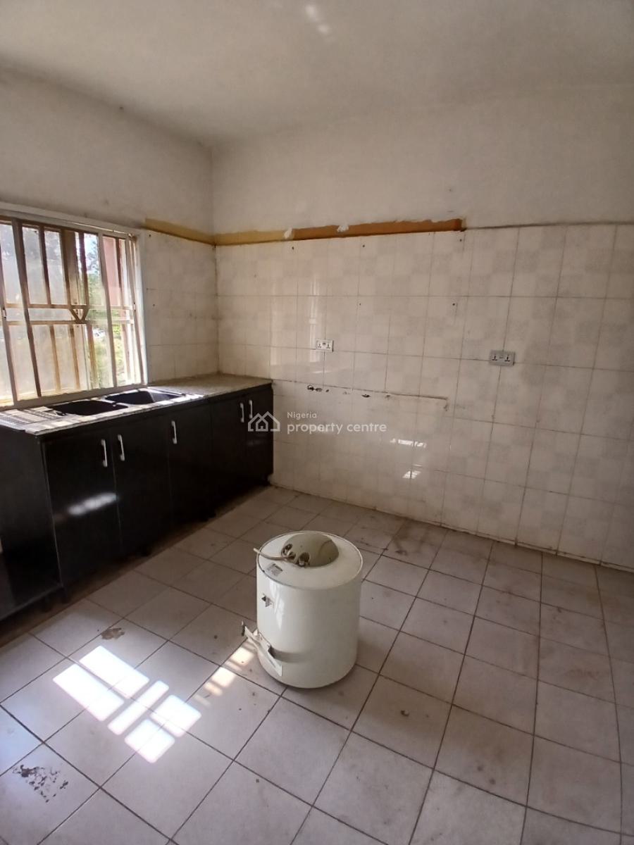 Nicely Renovated 2 Bedrooms, Wuse 2, Abuja, Flat / Apartment for Rent