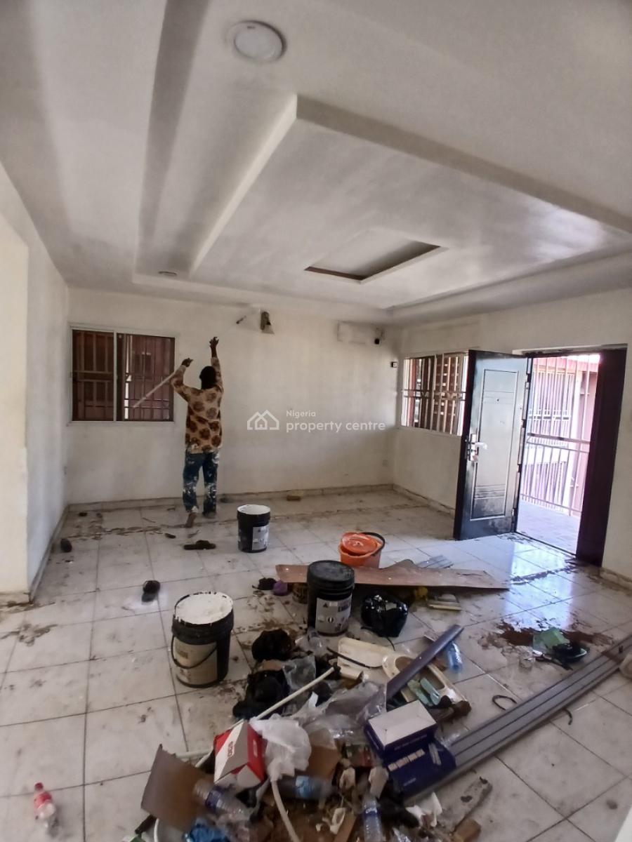 Nicely Renovated 2 Bedrooms, Wuse 2, Abuja, Flat / Apartment for Rent