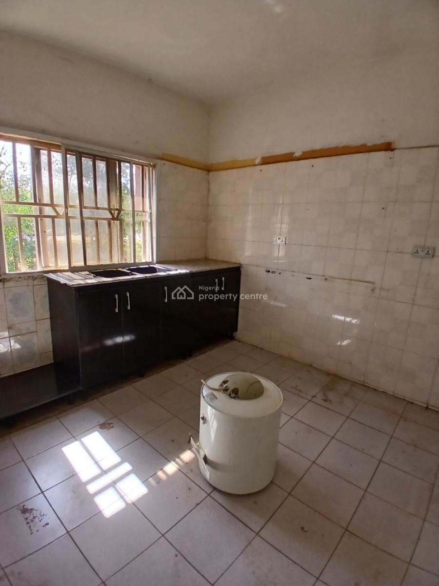 Nicely Renovated 2 Bedrooms, Wuse 2, Abuja, Flat / Apartment for Rent