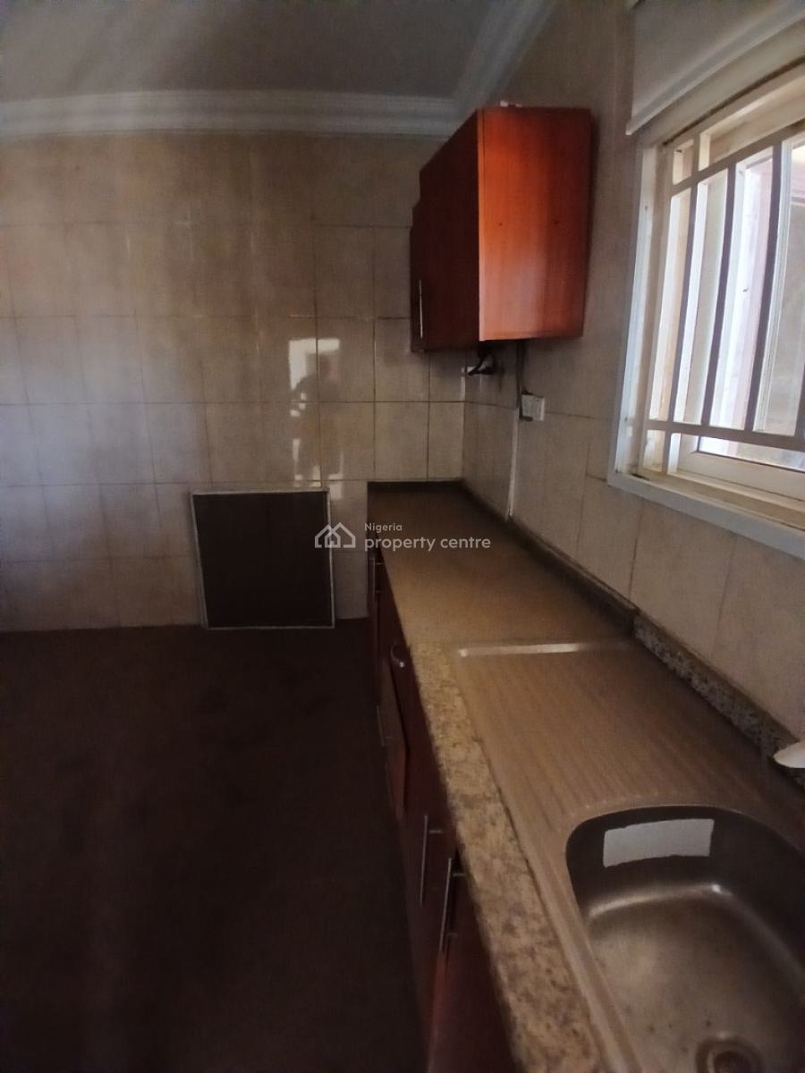 Nice 3 Bedroom Flat with a Room Bq Attached, Kaura, Abuja, Flat / Apartment for Rent