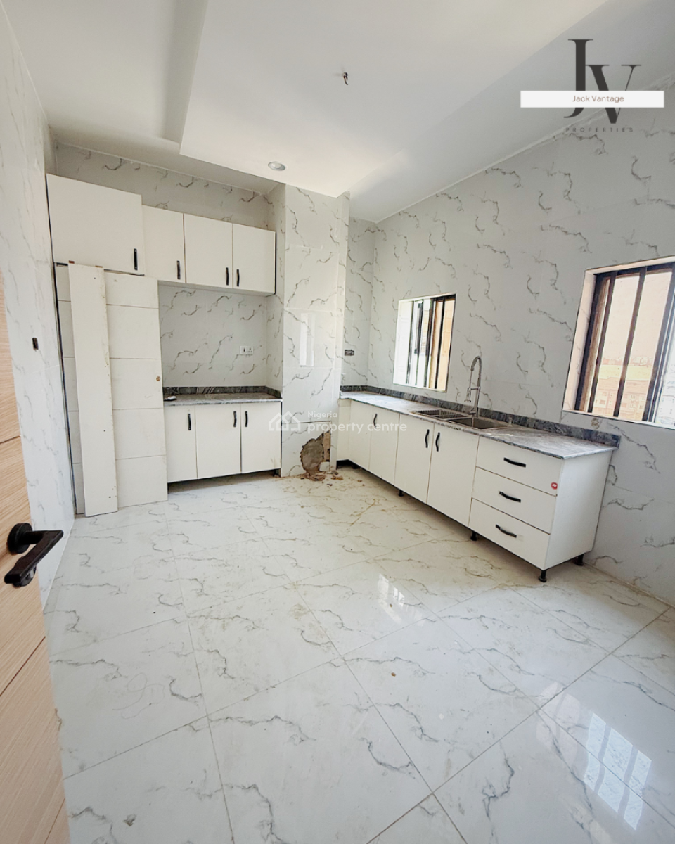 Penthouse Unit with Exclusive Private Large Balcony, Lekki Phase 1, Lekki, Lagos, Flat / Apartment for Rent