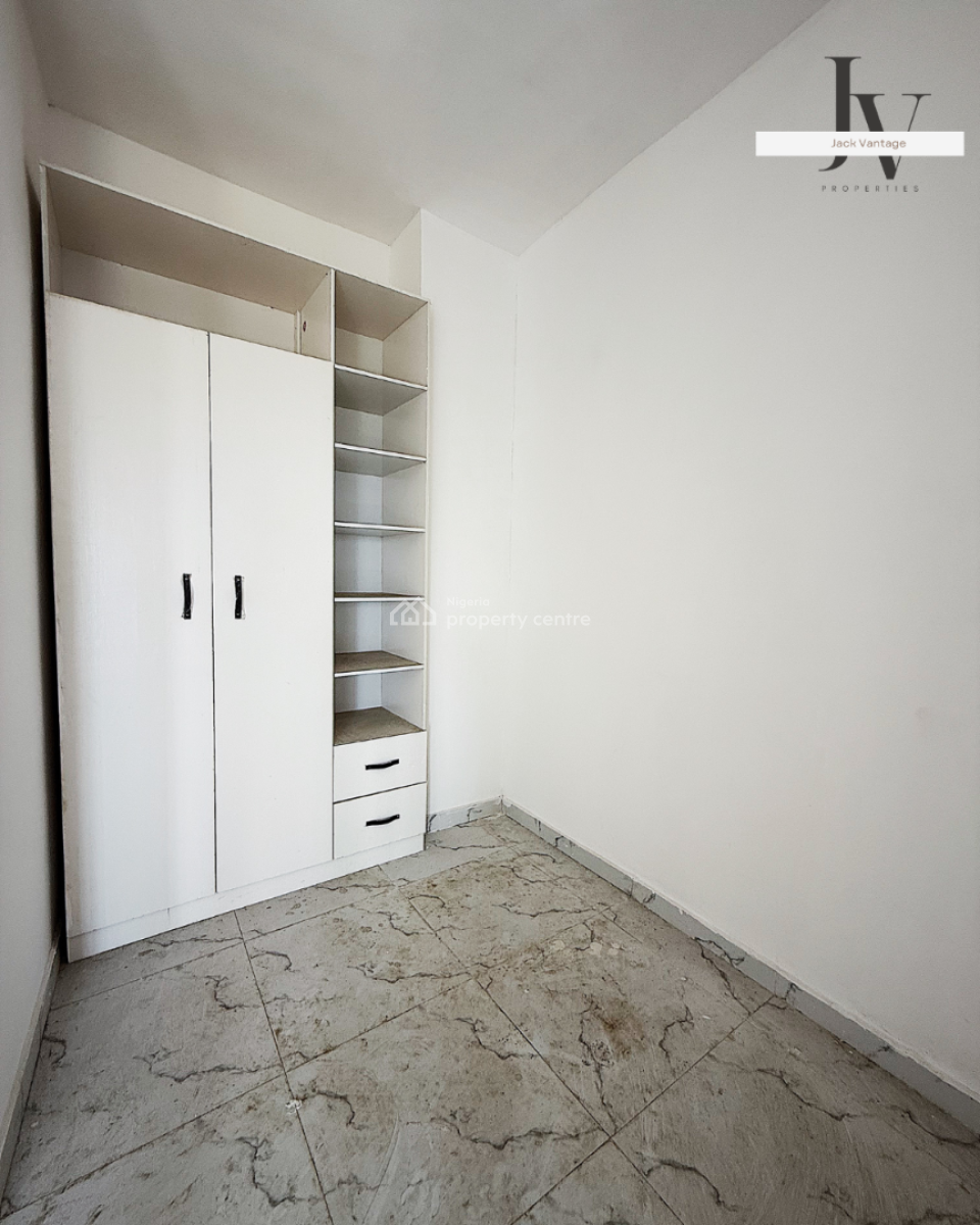 Penthouse Unit with Exclusive Private Large Balcony, Lekki Phase 1, Lekki, Lagos, Flat / Apartment for Rent