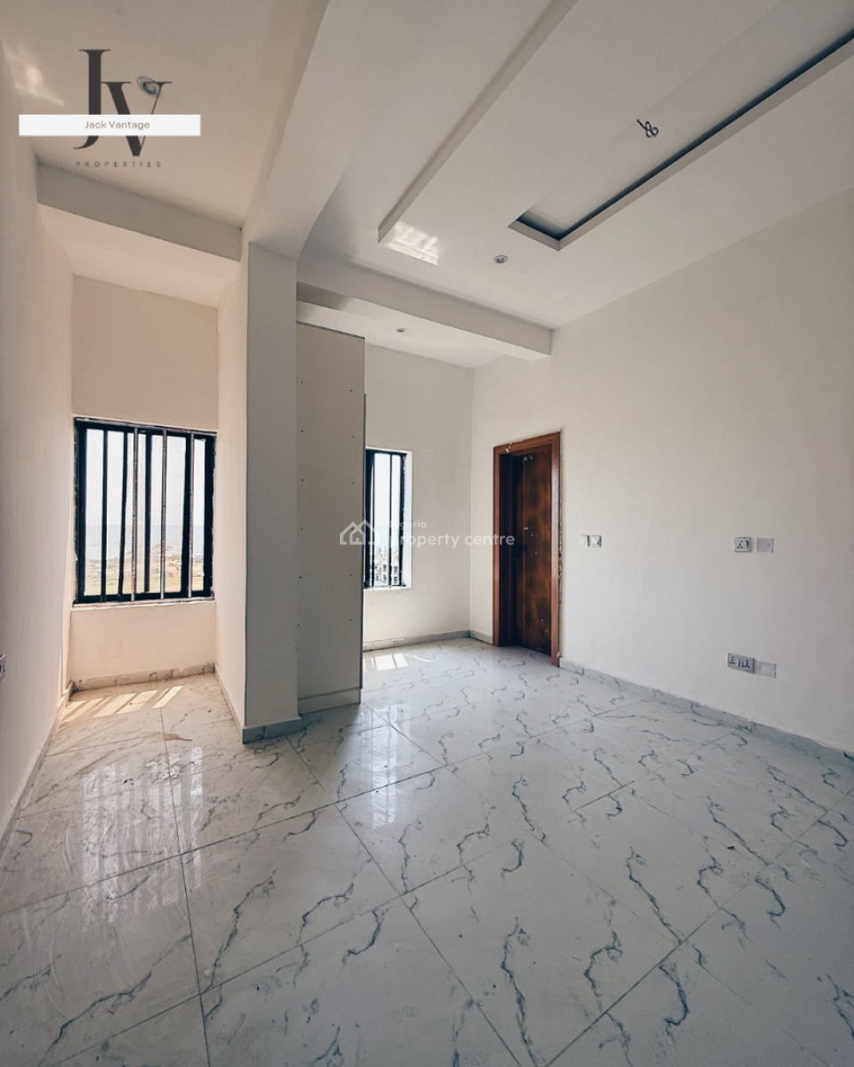 Penthouse Unit with Exclusive Private Large Balcony, Lekki Phase 1, Lekki, Lagos, Flat / Apartment for Rent