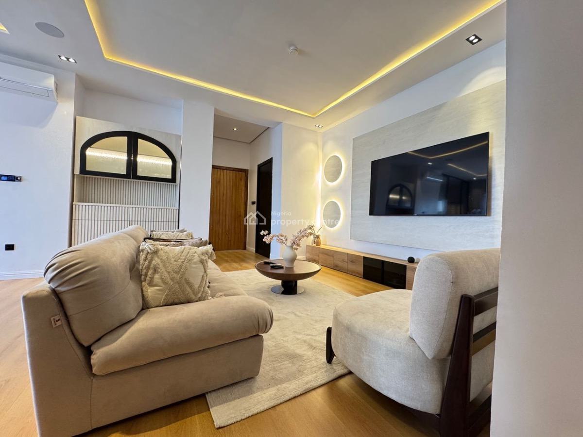 Luxury 3-bedroom Apartment with Pool, Snooker & Gym, Parkview, Ikoyi, Lagos, Flat / Apartment Short Let