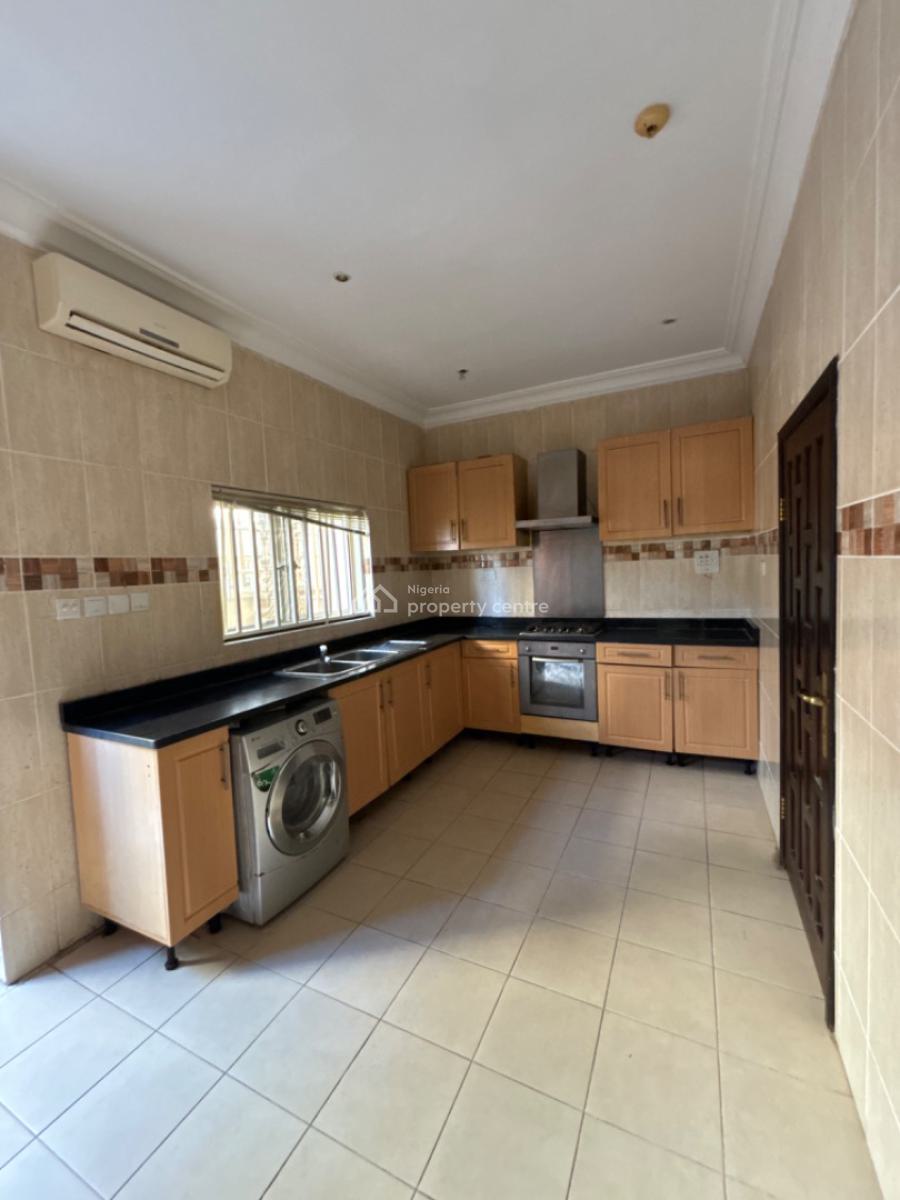 Lovely 3 Bedroom Apartment on The Ground and 1st Floor., Lekki Phase 1, Lekki, Lagos, Flat / Apartment for Rent