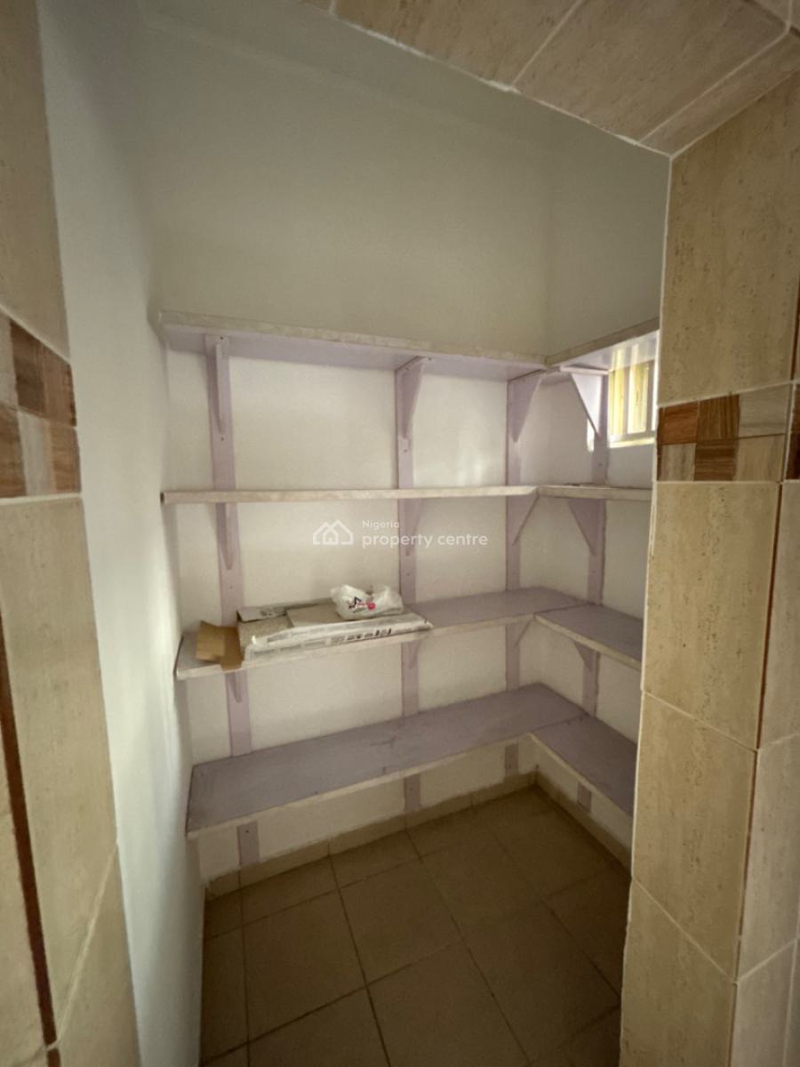 Lovely 3 Bedroom Apartment on The Ground and 1st Floor., Lekki Phase 1, Lekki, Lagos, Flat / Apartment for Rent