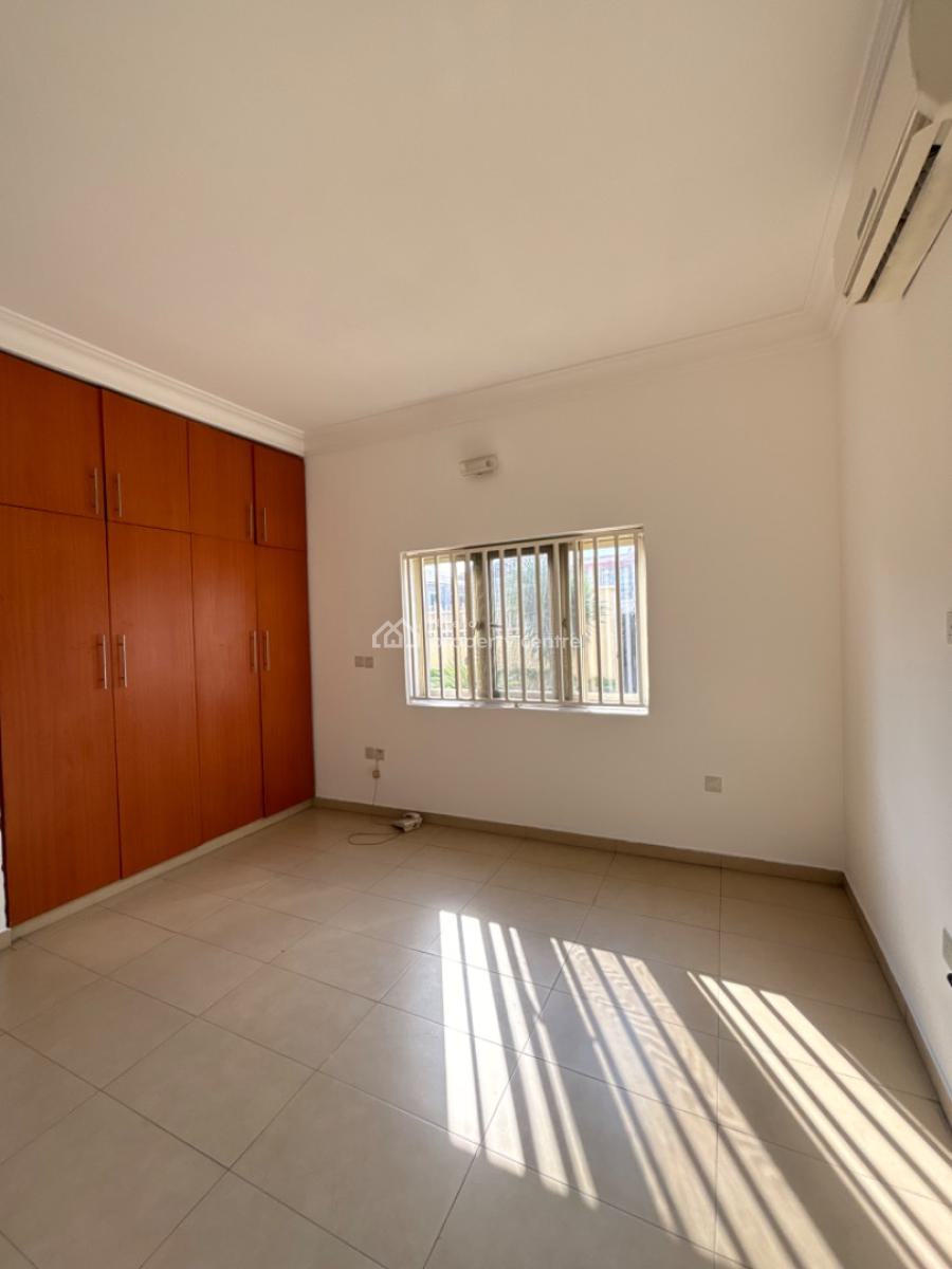 Lovely 3 Bedroom Apartment on The Ground and 1st Floor., Lekki Phase 1, Lekki, Lagos, Flat / Apartment for Rent