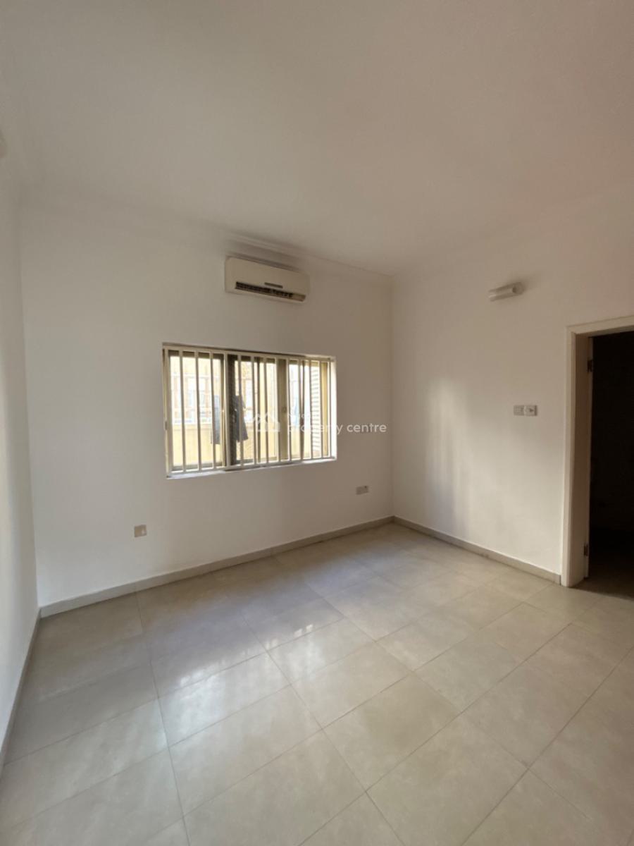 Lovely 3 Bedroom Apartment on The Ground and 1st Floor., Lekki Phase 1, Lekki, Lagos, Flat / Apartment for Rent