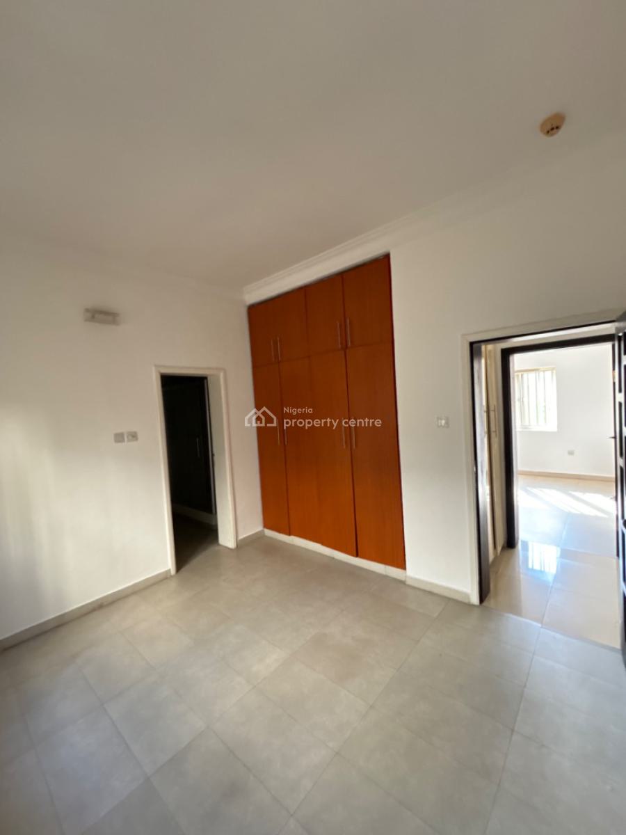 Lovely 3 Bedroom Apartment on The Ground and 1st Floor., Lekki Phase 1, Lekki, Lagos, Flat / Apartment for Rent