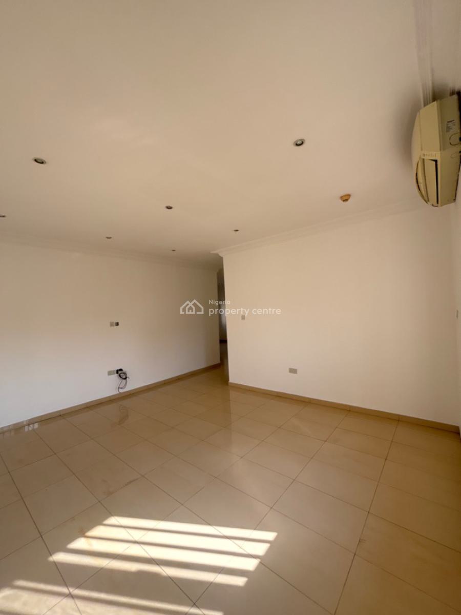 Lovely 3 Bedroom Apartment on The Ground and 1st Floor., Lekki Phase 1, Lekki, Lagos, Flat / Apartment for Rent