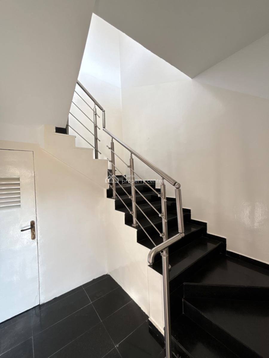 Lovely 3 Bedroom Apartment on The Ground and 1st Floor., Lekki Phase 1, Lekki, Lagos, Flat / Apartment for Rent