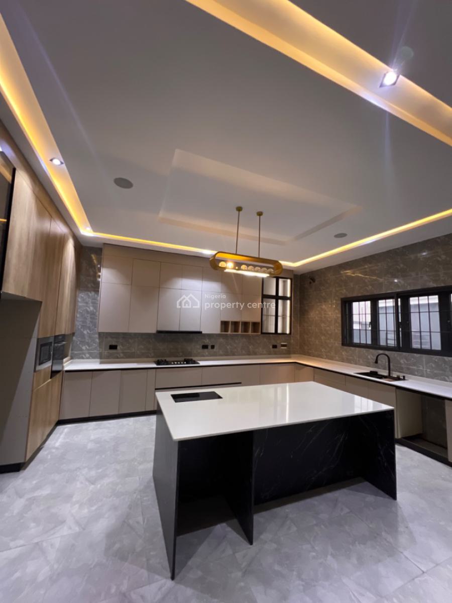 6 Bedroom Fully Detached Duplex with a Swimming Pool and 2 Rm Bq, Guzape District, Abuja, Detached Duplex for Sale