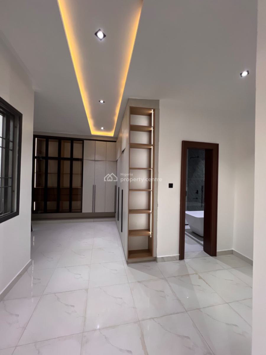 6 Bedroom Fully Detached Duplex with a Swimming Pool and 2 Rm Bq, Guzape District, Abuja, Detached Duplex for Sale