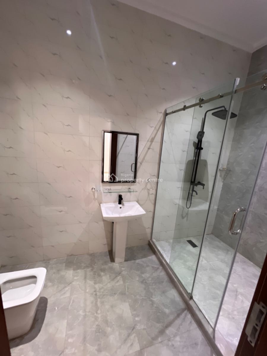 6 Bedroom Fully Detached Duplex with a Swimming Pool and 2 Rm Bq, Guzape District, Abuja, Detached Duplex for Sale