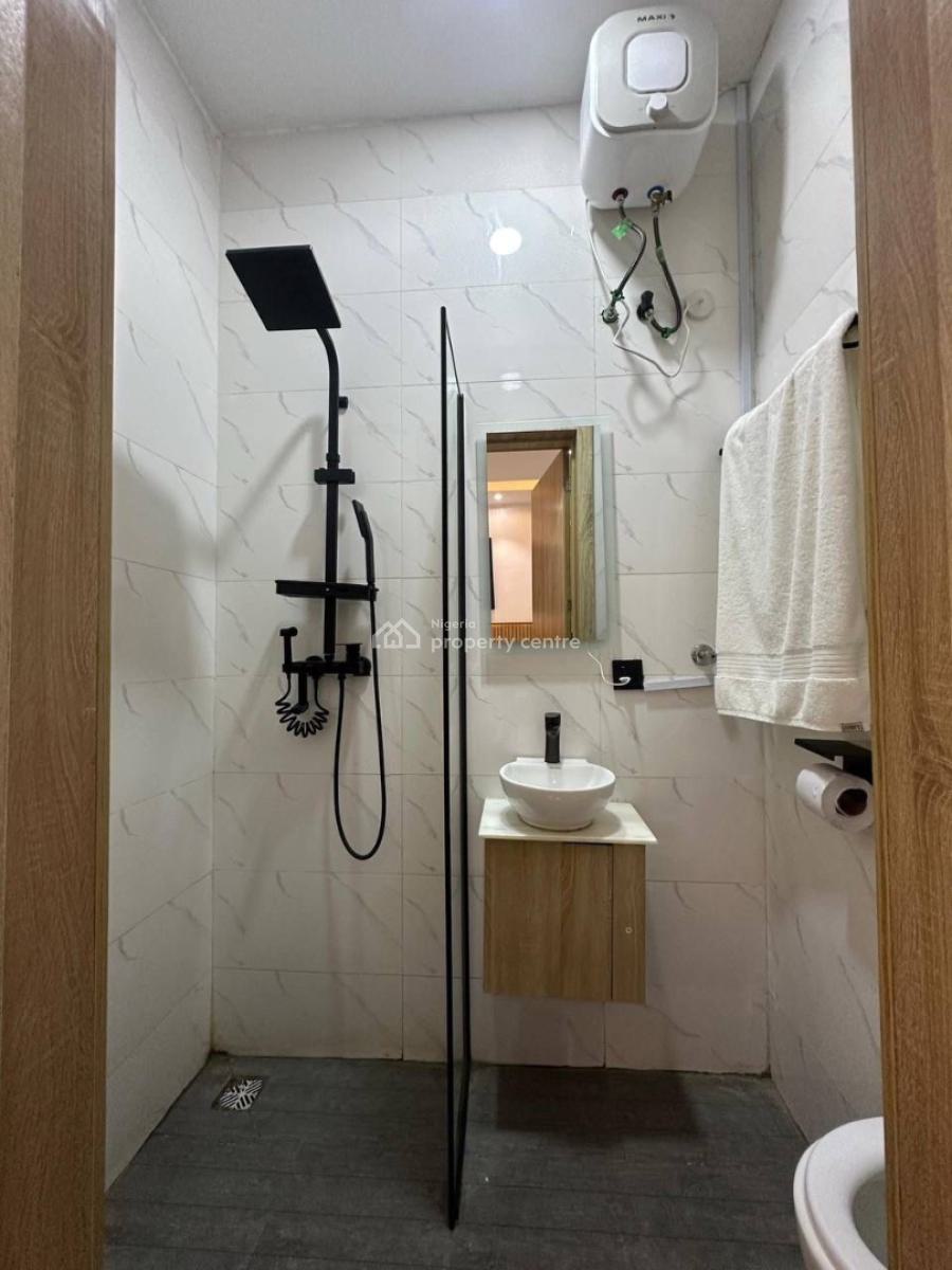 1 Bedroom Serviced Apartment, Ologolo, Lekki, Lagos, Flat / Apartment Short Let