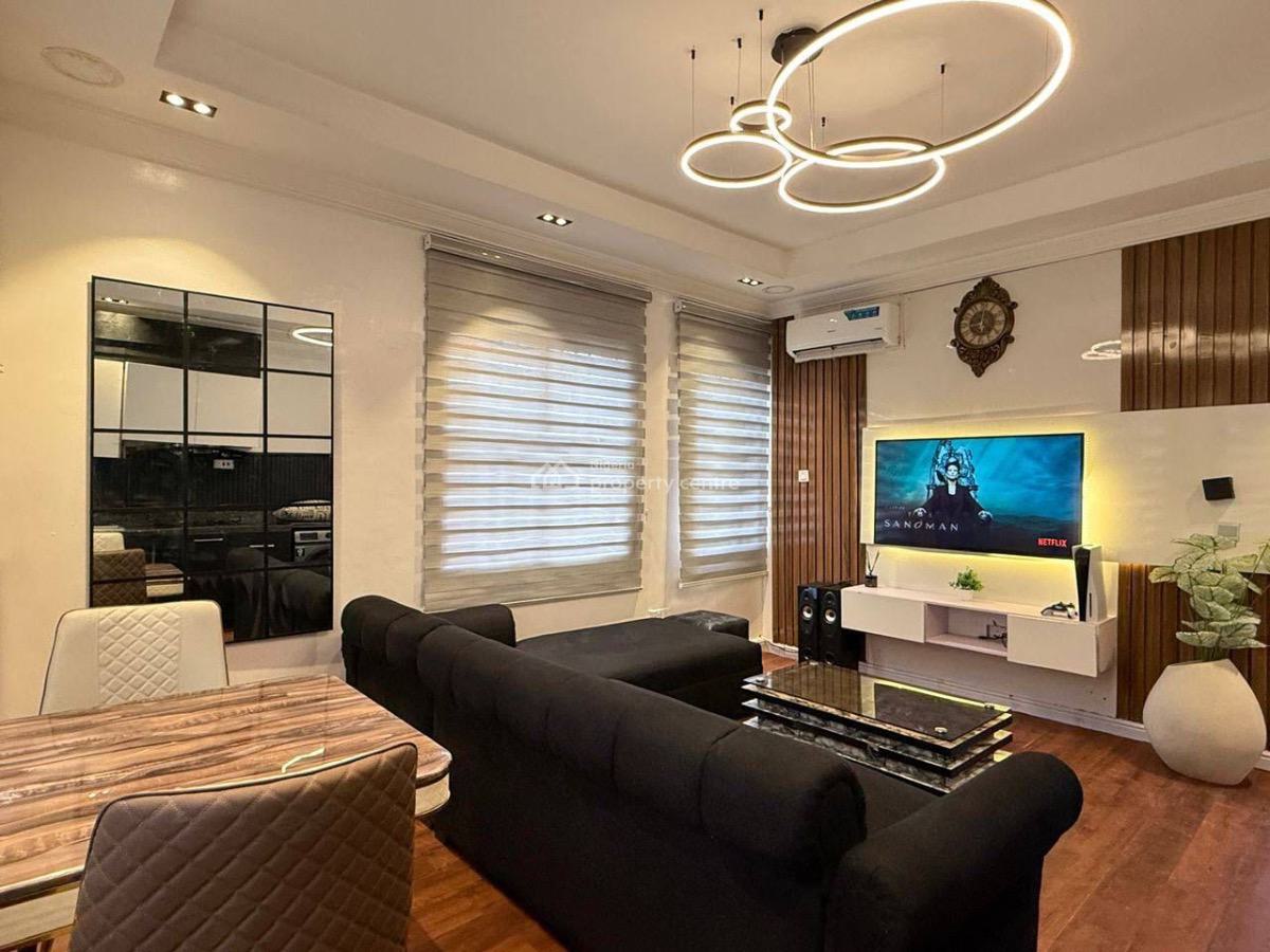 3 Bedroom Serviced Apartment, Lekki Phase 1, Lekki, Lagos, Flat / Apartment Short Let
