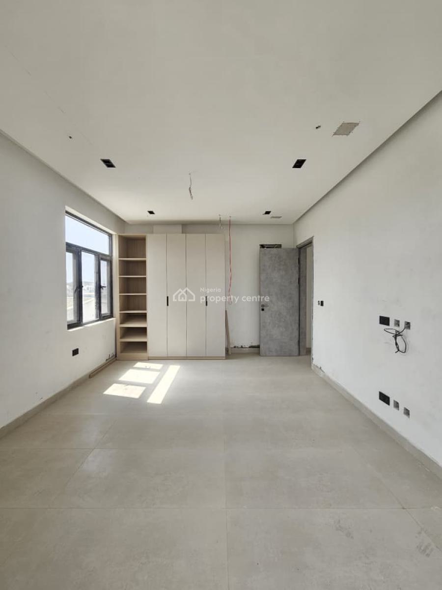 Spacious 3 Bedroom Apartment, Lekki Phase 1, Lekki, Lagos, House for Sale