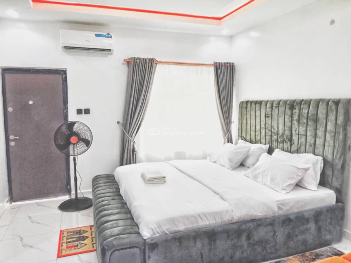 Fresh and Lovely 3 Bedrooms Duplex, General Paint, By Peperoni, Ajah, Lagos, Terraced Duplex Short Let