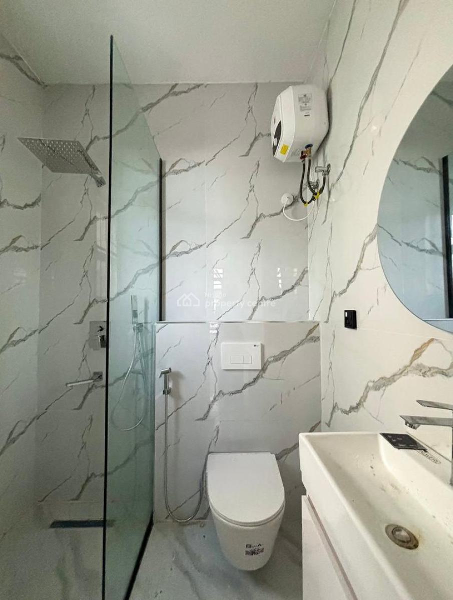 Stunning 4 Bedroom Terraced Duplex & Penthouse, Inverter & Elevator, Lekki Phase 1, Lekki, Lagos, Terraced Duplex for Sale