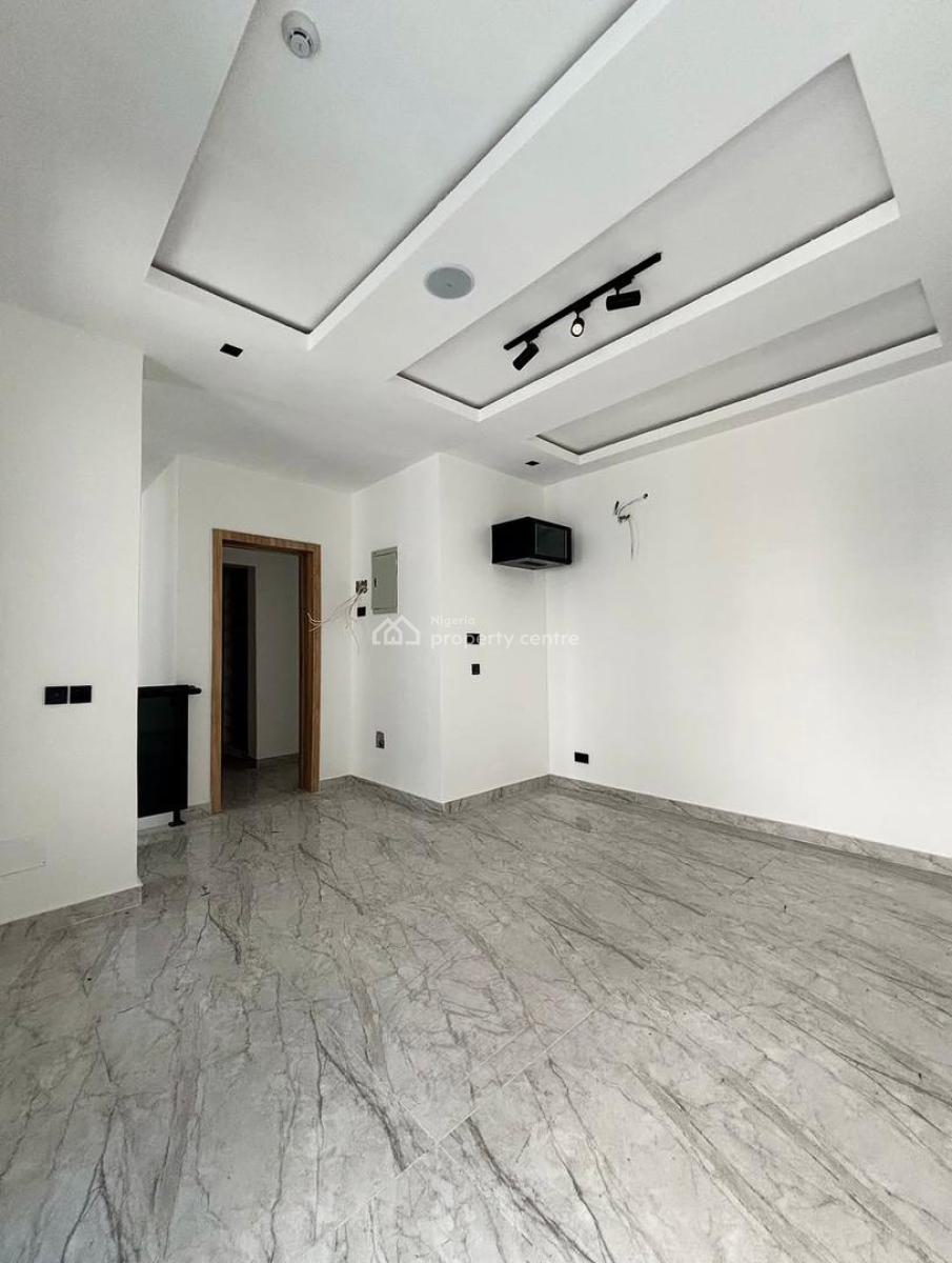 Stunning 4 Bedroom Terraced Duplex & Penthouse, Inverter & Elevator, Lekki Phase 1, Lekki, Lagos, Terraced Duplex for Sale