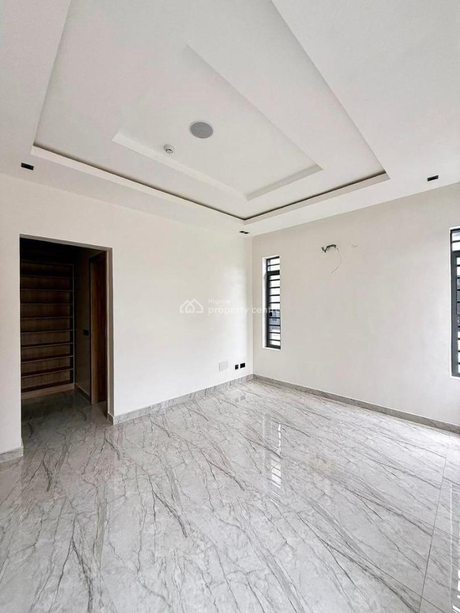 Stunning 4 Bedroom Terraced Duplex & Penthouse, Inverter & Elevator, Lekki Phase 1, Lekki, Lagos, Terraced Duplex for Sale