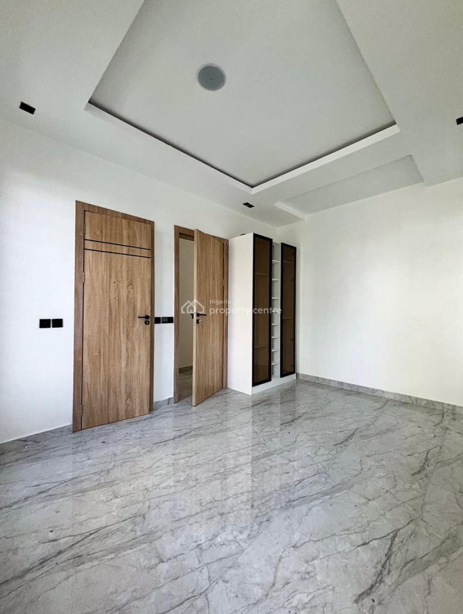 Stunning 4 Bedroom Terraced Duplex & Penthouse, Inverter & Elevator, Lekki Phase 1, Lekki, Lagos, Terraced Duplex for Sale