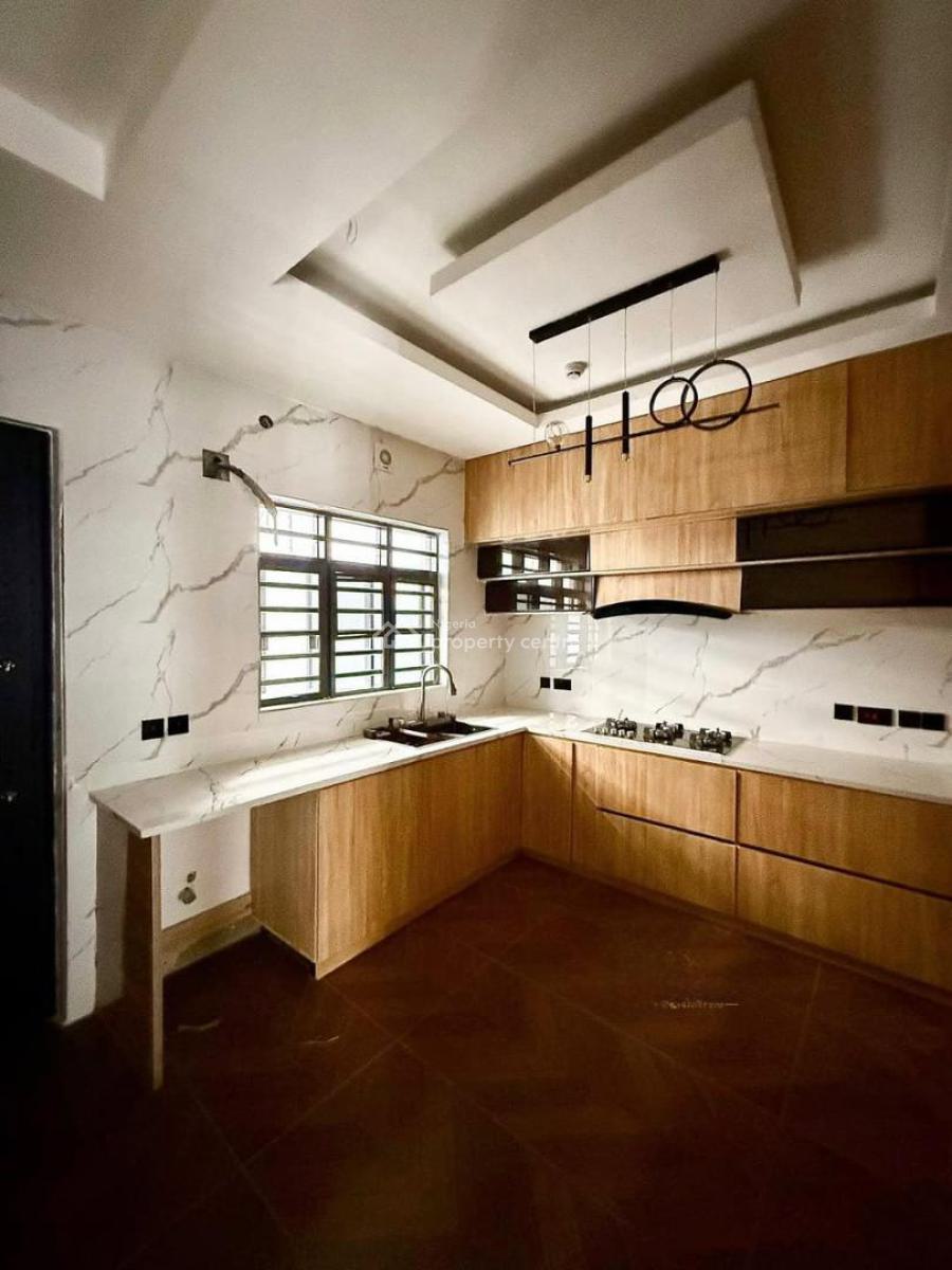 Stunning 4 Bedroom Terraced Duplex & Penthouse, Inverter & Elevator, Lekki Phase 1, Lekki, Lagos, Terraced Duplex for Sale