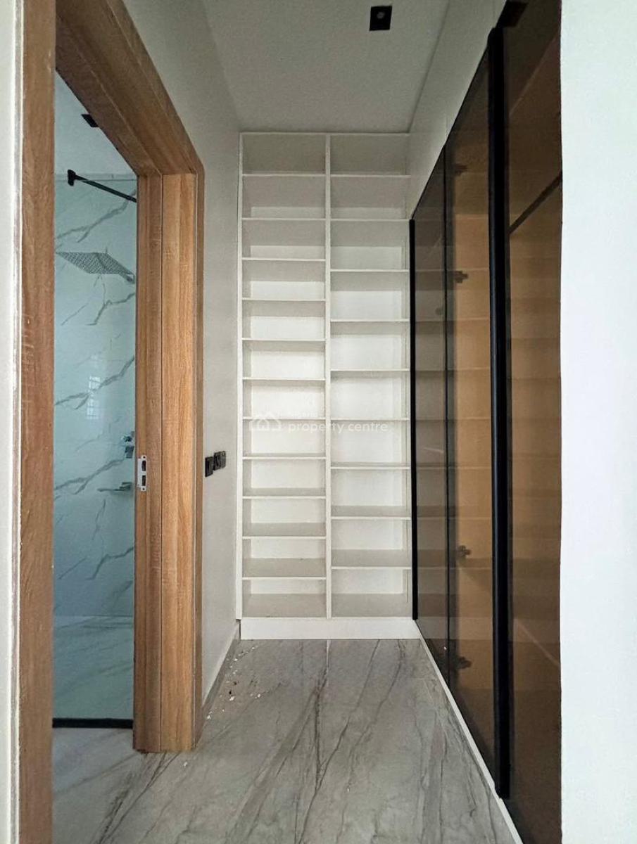 Stunning 4 Bedroom Terraced Duplex & Penthouse, Inverter & Elevator, Lekki Phase 1, Lekki, Lagos, Terraced Duplex for Sale