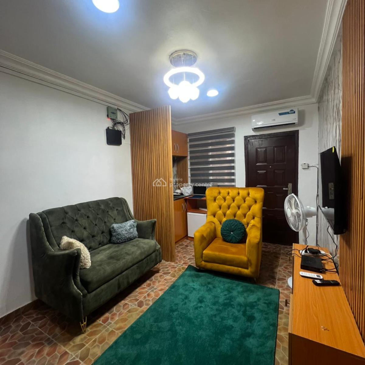 Gorgeously Furnished 3bedroom Apartment with Top Notch Finishes, Gorgeously Furnished 3bedroom Apartment with Top Notch Finishes, Ikate, Lekki, Lagos, Block of Flats for Sale