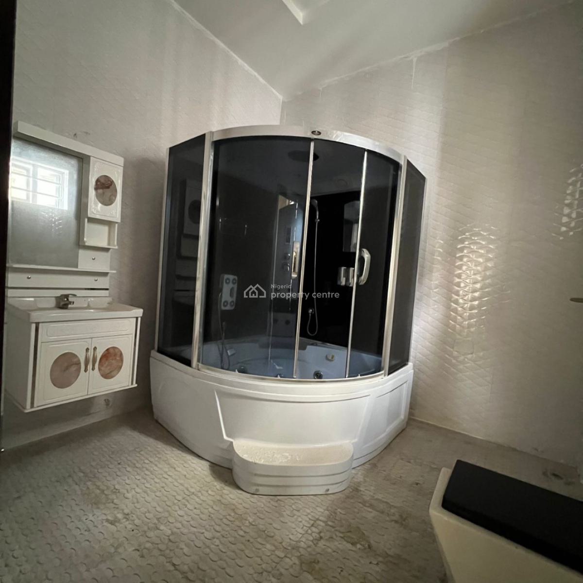 5 Bedroom Detached Duplex with a Room Bq, Lekki Phase 2, Lekki, Lagos, Plaza / Complex / Mall for Rent