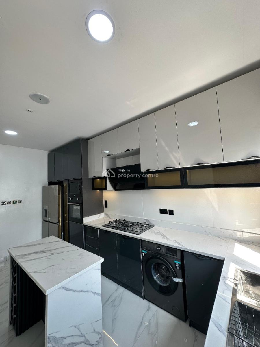 Beautifully Designed  2 Bedroom Apartment with a Swimming Pool, Lekki Phase 1, Lekki, Lagos, House for Sale