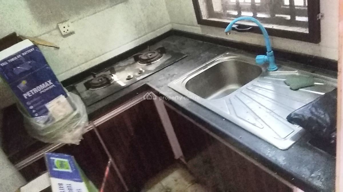 a Luxury Spot-on Serviced Room Self Contained at Yaba, Yaba, Lagos, Self Contain (single Rooms) for Rent