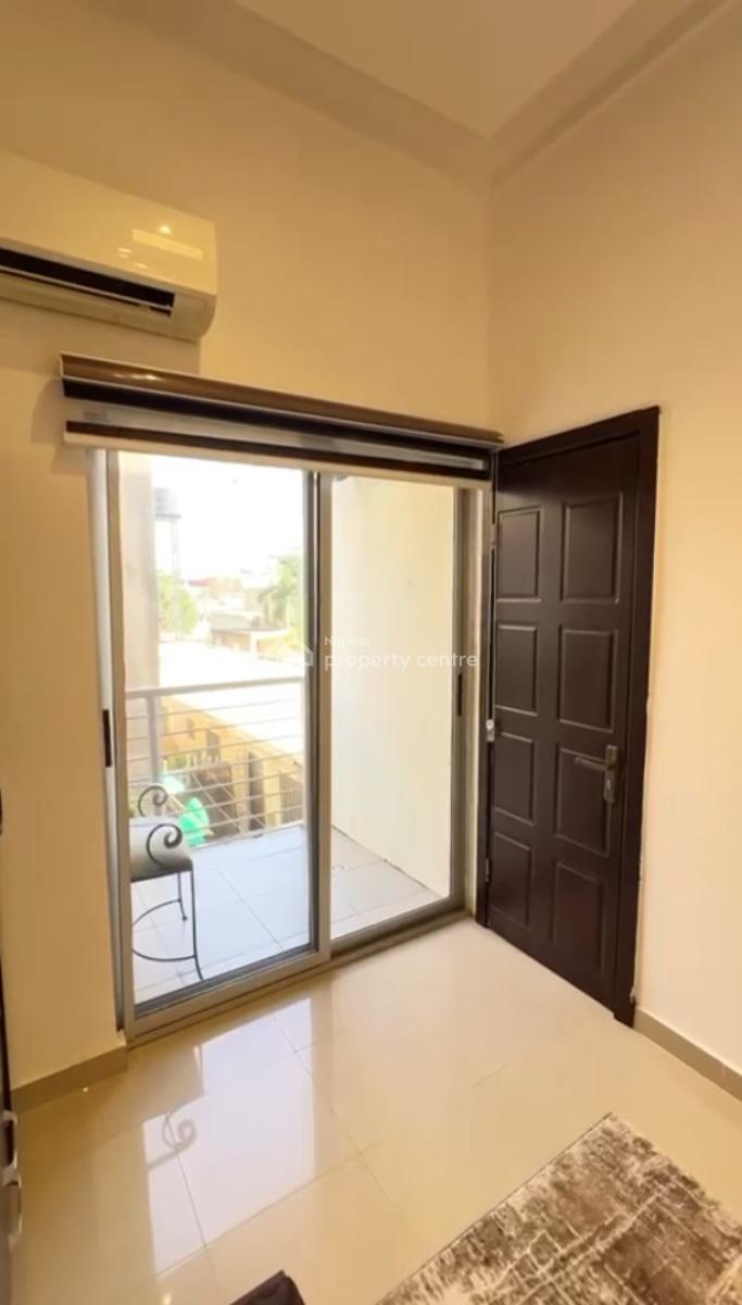 Spacious 3 Bedroom Duplex, Lekki Phase 1, Lekki, Lagos, Flat / Apartment Short Let