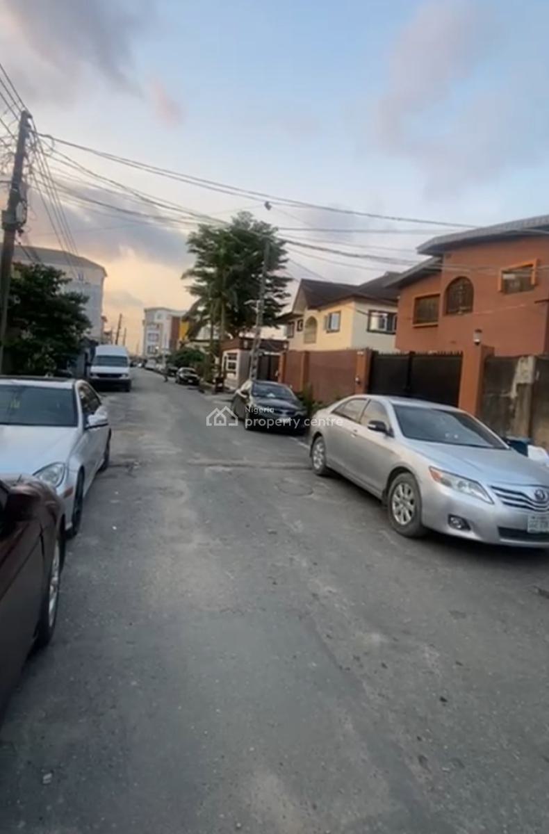 Demolishable Building (6 Units 2 Bedroom Flats) on Dry Land Measuring, Alh Jimoh Oladehinde, Ifako, Gbagada, Lagos, Block of Flats for Sale