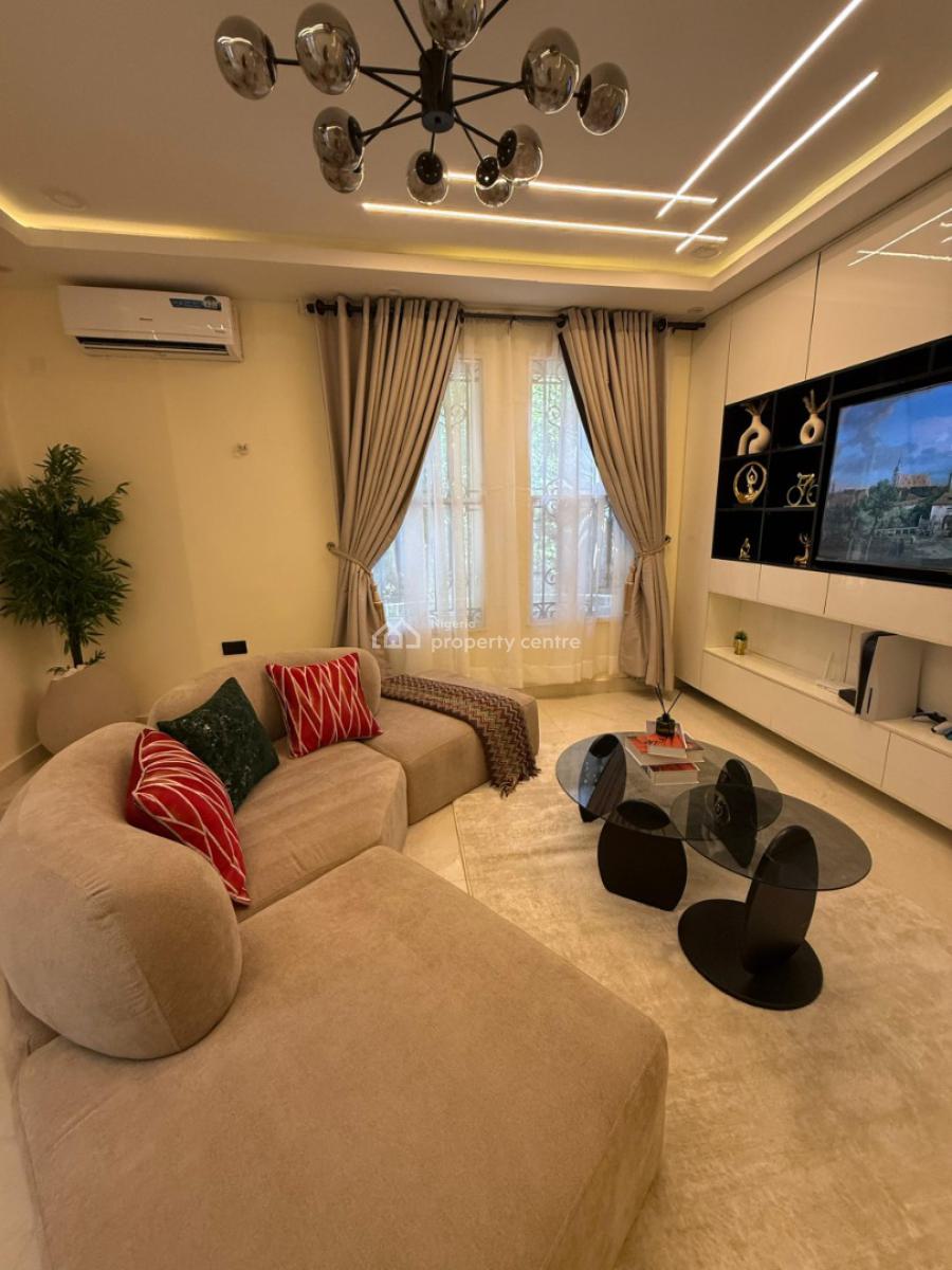 Luxe Premium 1bedroom Apartment with Ps5, Off Admiralty, Lekki Phase 1, Lekki, Lagos, Mini Flat (room and Parlour) Short Let