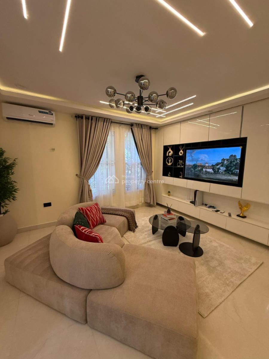 Luxe Premium 1bedroom Apartment with Ps5, Off Admiralty, Lekki Phase 1, Lekki, Lagos, Mini Flat (room and Parlour) Short Let