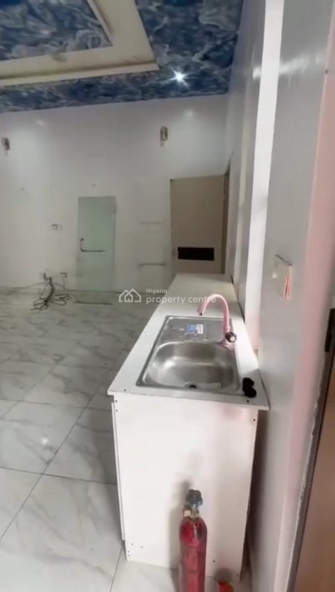 Spacious Studio Apartment in an Open Plan Kitchen, Orchid Road Lekki, Lekki, Lagos, Self Contain (single Rooms) for Rent