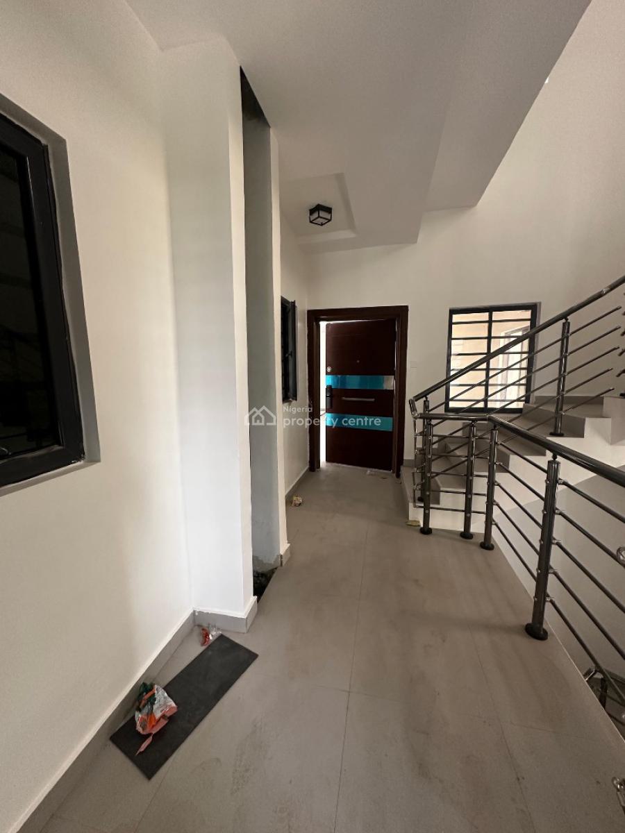 Newly Built 2 Bedroom Maissonette in Lekki Phase 1 with a Bq., Lekki Phase 1, Lekki, Lagos, House for Sale