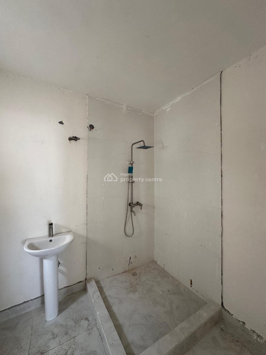 Newly Built 2 Bedroom Maissonette in Lekki Phase 1 with a Bq., Lekki Phase 1, Lekki, Lagos, House for Sale