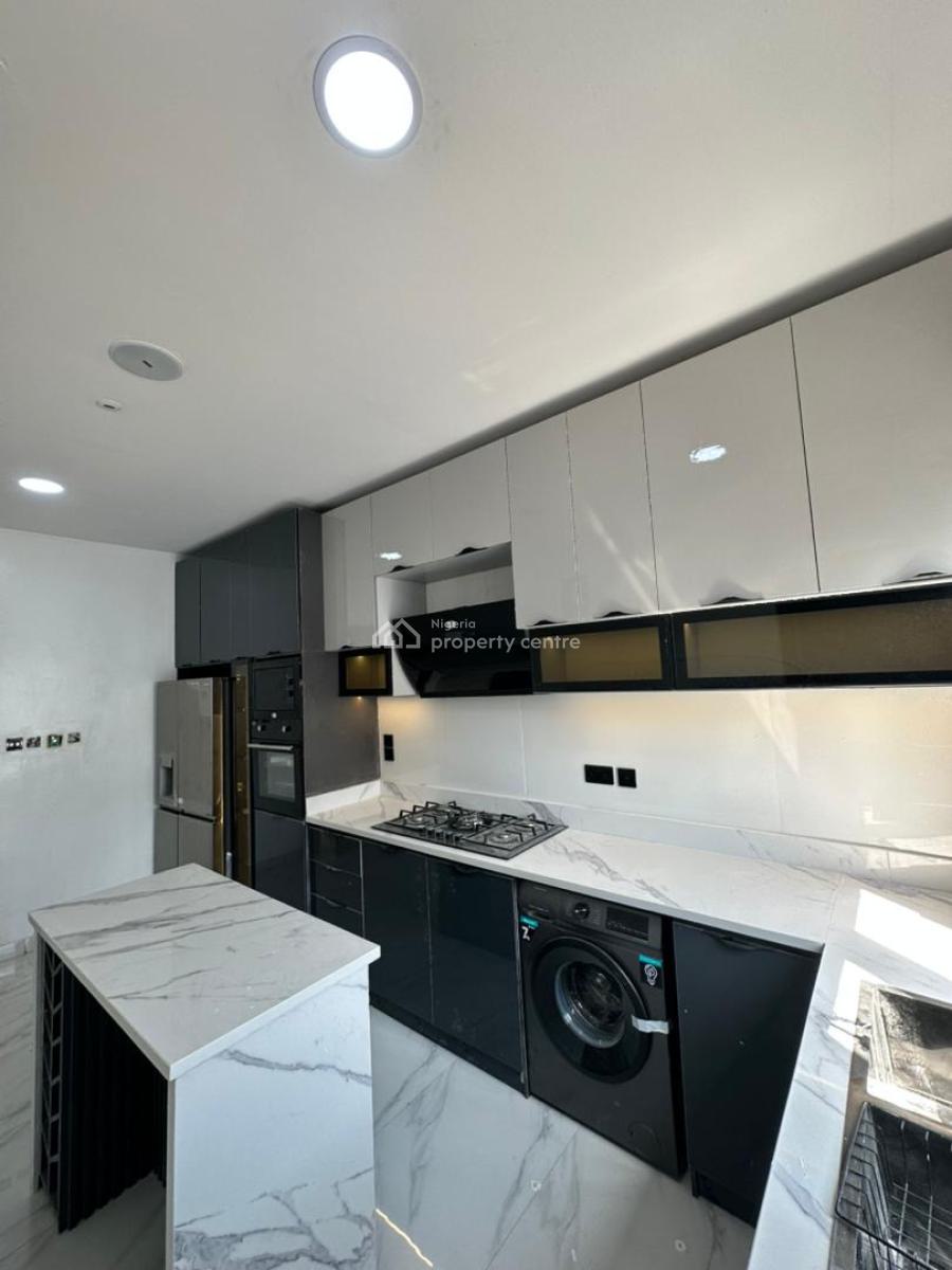 Beautifully Designed 2 Bedroom Apartment with a Swimming Pool, Lekki Phase 1, Lekki, Lagos, Flat / Apartment for Sale