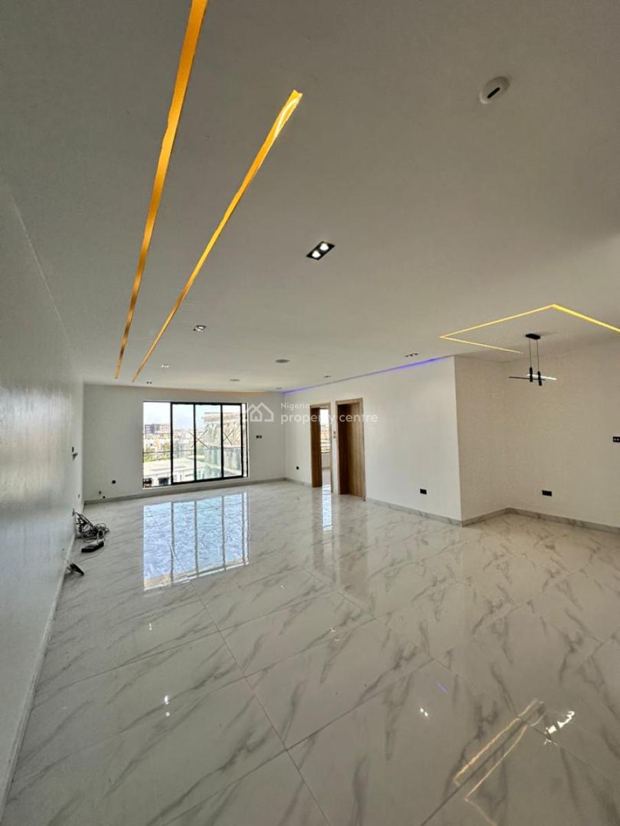 Beautifully Designed 2 Bedroom Apartment with a Swimming Pool, Lekki Phase 1, Lekki, Lagos, Flat / Apartment for Sale