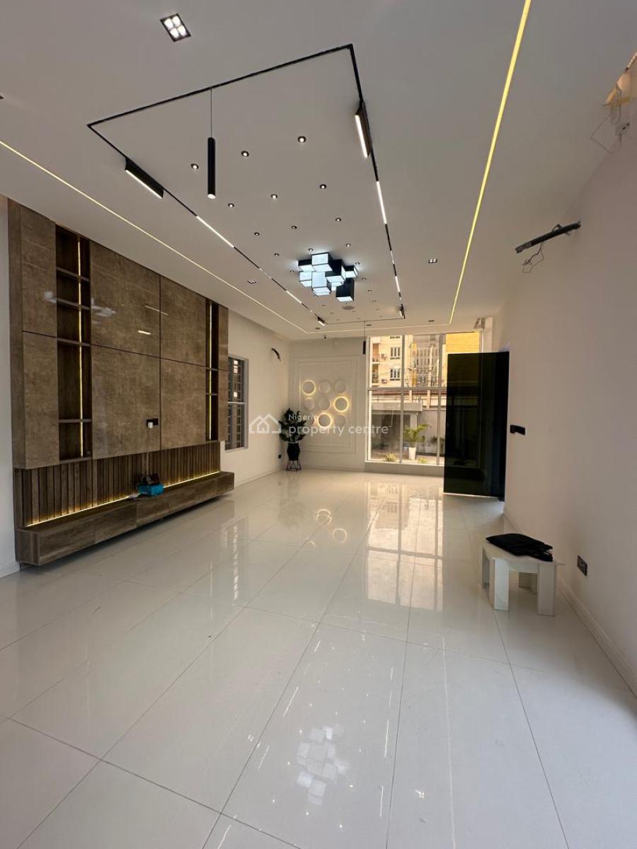 Aesthetically Pleasing 5 Bedroom Fully Detached  with Private Cinema, Lekki Phase 1, Lekki, Lagos, Detached Duplex for Sale