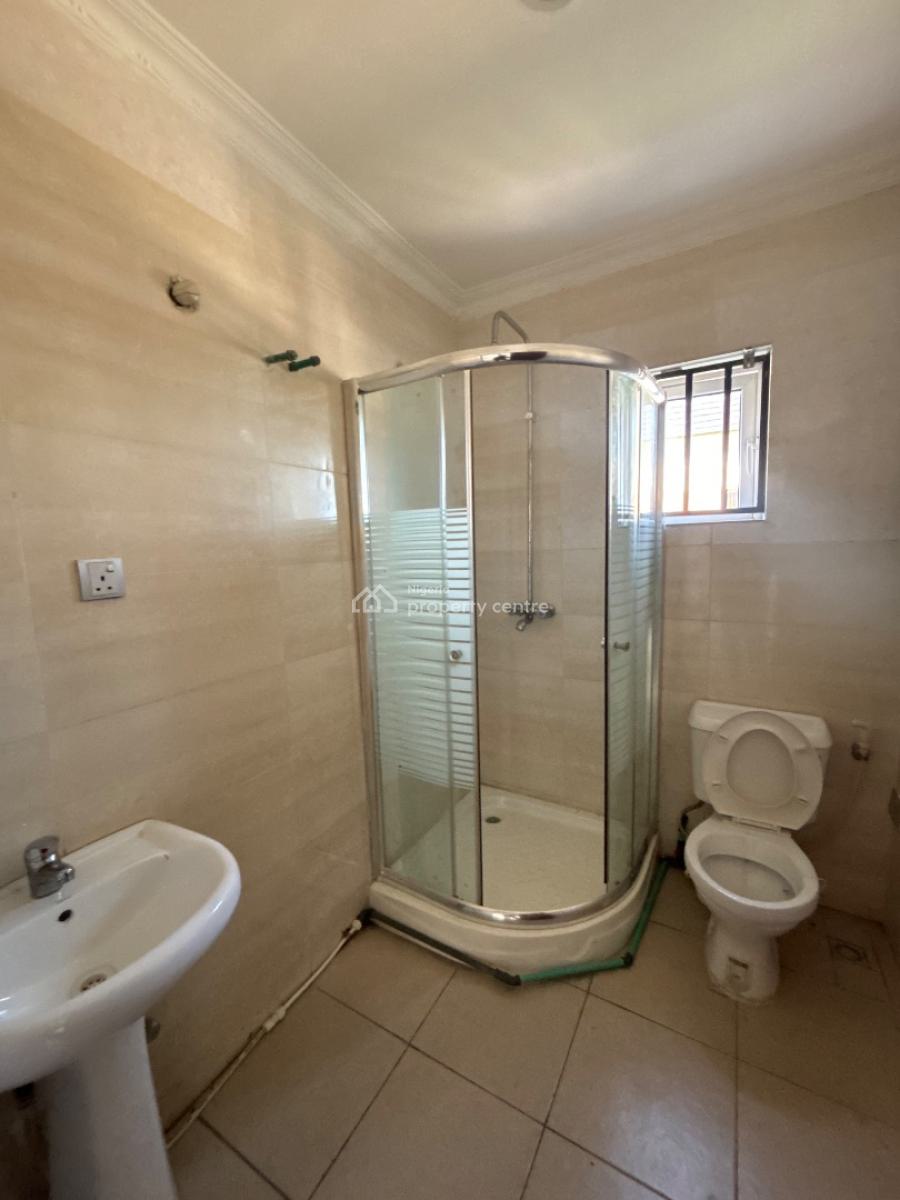 Very Spacious 4 Bedroom Detached Duplex, Lekki Phase 1, Lekki, Lagos, Commercial Property for Rent