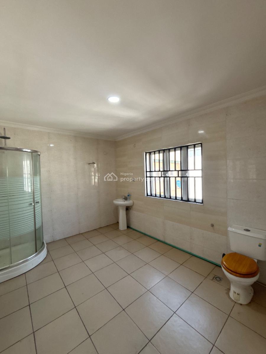 Very Spacious 4 Bedroom Detached Duplex, Lekki Phase 1, Lekki, Lagos, Commercial Property for Rent