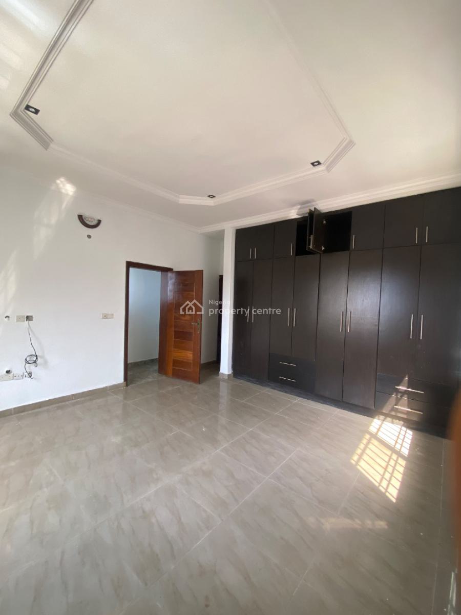 Nice and Spacious 2 Bedroom Apartment, Ikate, Lekki, Lagos, Flat / Apartment for Rent