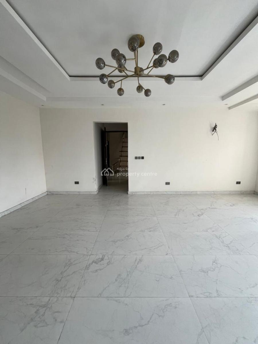 Classic 3bedroom Apartment with Elevator (4th Floor), Victoria Island (vi), Lagos, Flat / Apartment for Sale