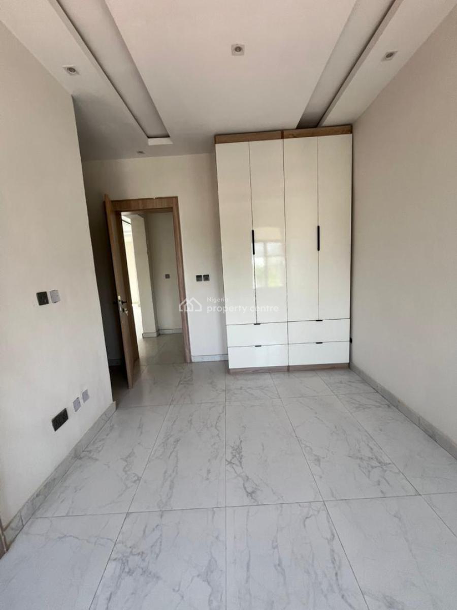 Classic 3bedroom Apartment with Elevator (4th Floor), Victoria Island (vi), Lagos, Flat / Apartment for Sale