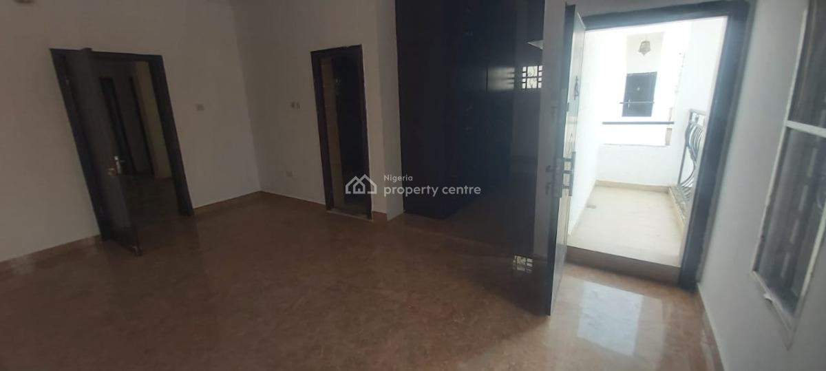 Mix-use 4 Bedroom Duplex, Spg Road, Ologolo, Lekki, Lagos, Semi-detached Duplex for Rent