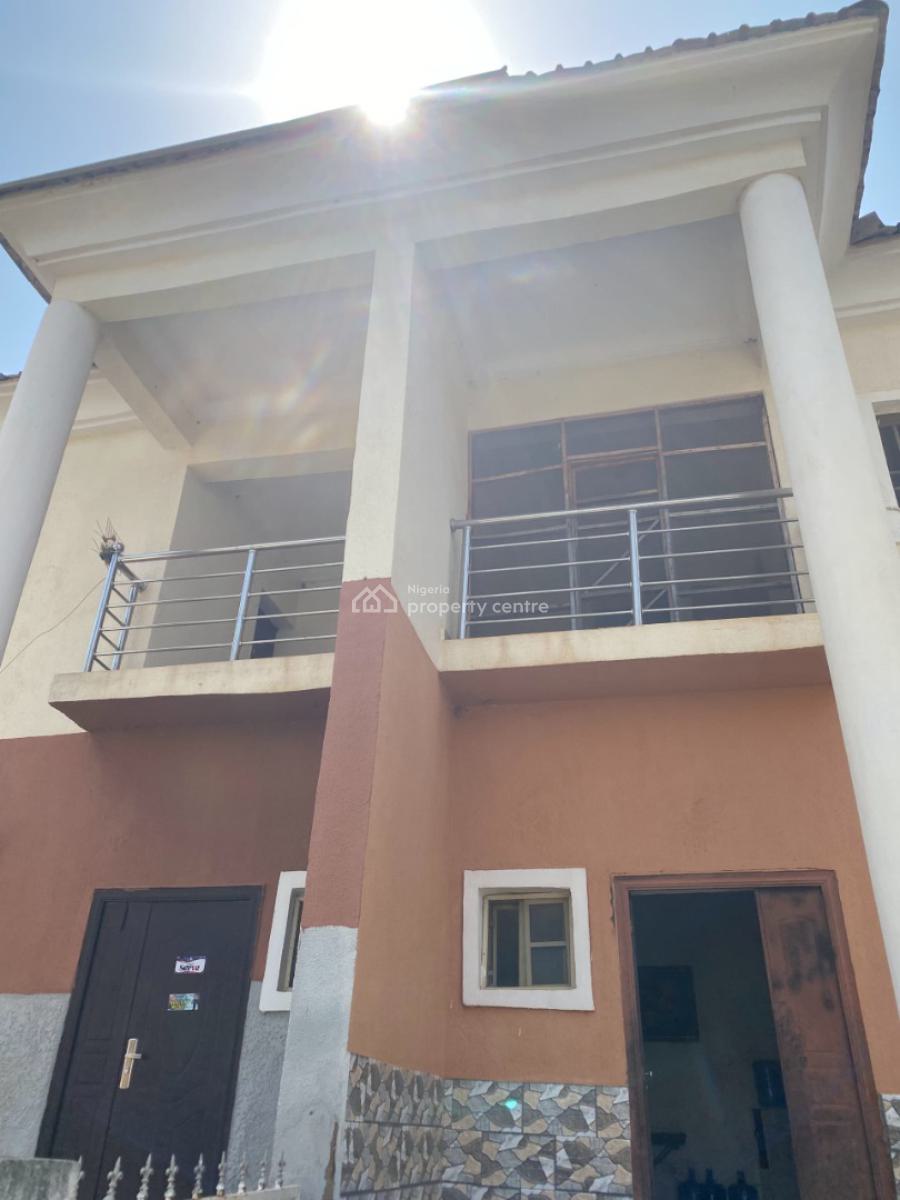 Urgent Distress --- 4-bed Semi-detached Duplex in River Valley Esta, Central Area Phase 2, Abuja, Semi-detached Duplex for Sale