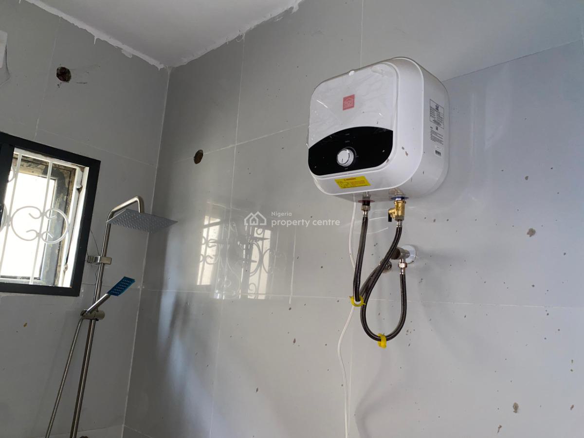 3 Bedroom Available, Behind Paradise, Life Camp, Abuja, Flat / Apartment for Rent